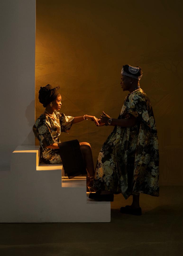 Wuraola and Bolaji in traditional wedding attire